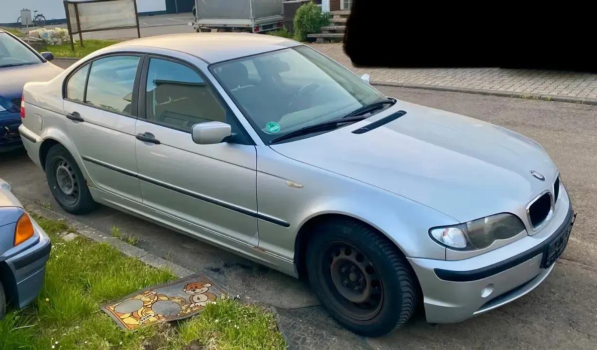 Gebraucht BMW 316 116 PS (85 kW) 2002 Silber Limousine