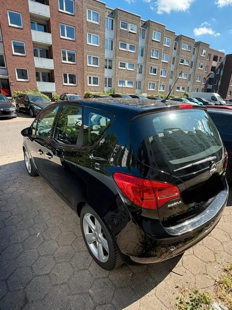 Gebraucht Opel Meriva 110 PS (80 kW) 2011 Schwarz Van / Kleinbus