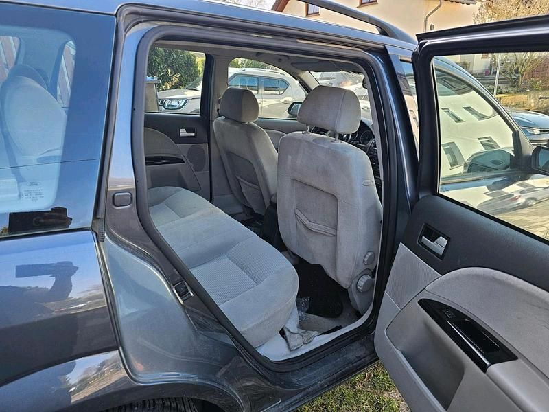 Gebraucht Ford Mondeo Ghia 130 PS (95 kW) 2002 Blau Kombi