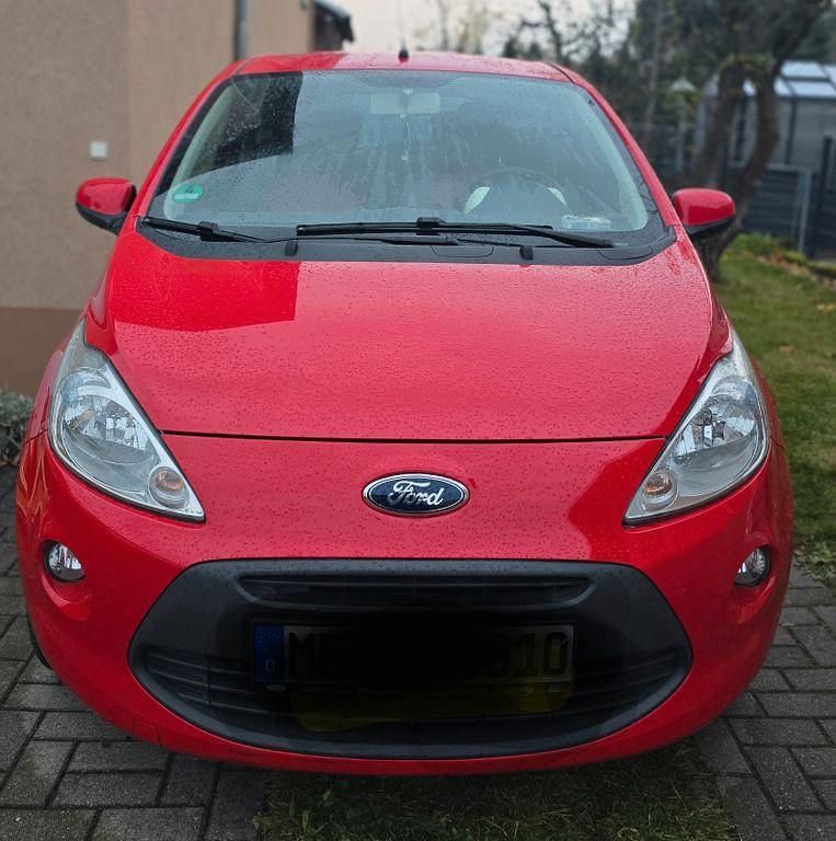 Rot Gebraucht 2014 Ford Ka Titanium Kleinwagen | 4.400 € (Fairer Preis) - Bild 1/4