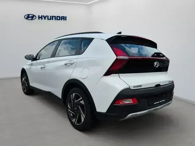 Gebraucht Hyundai Bayon Intro Edition 101 PS (74 kW) 2021 Weiß SUV