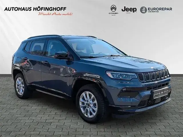Usado Jeep Compass 241 HP (177 kW) 2024 Azul SUV