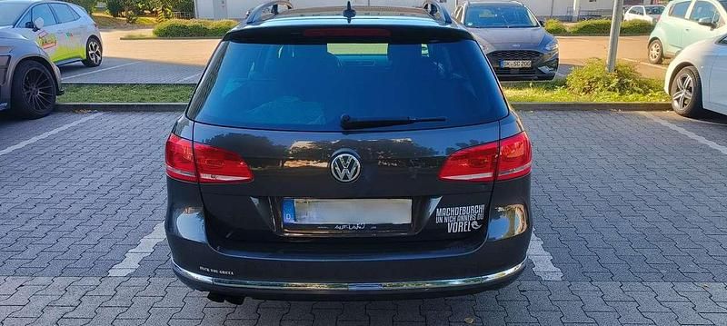 Gebraucht VW Passat Trendline 170 PS (125 kW) 2010 Braun Kombi