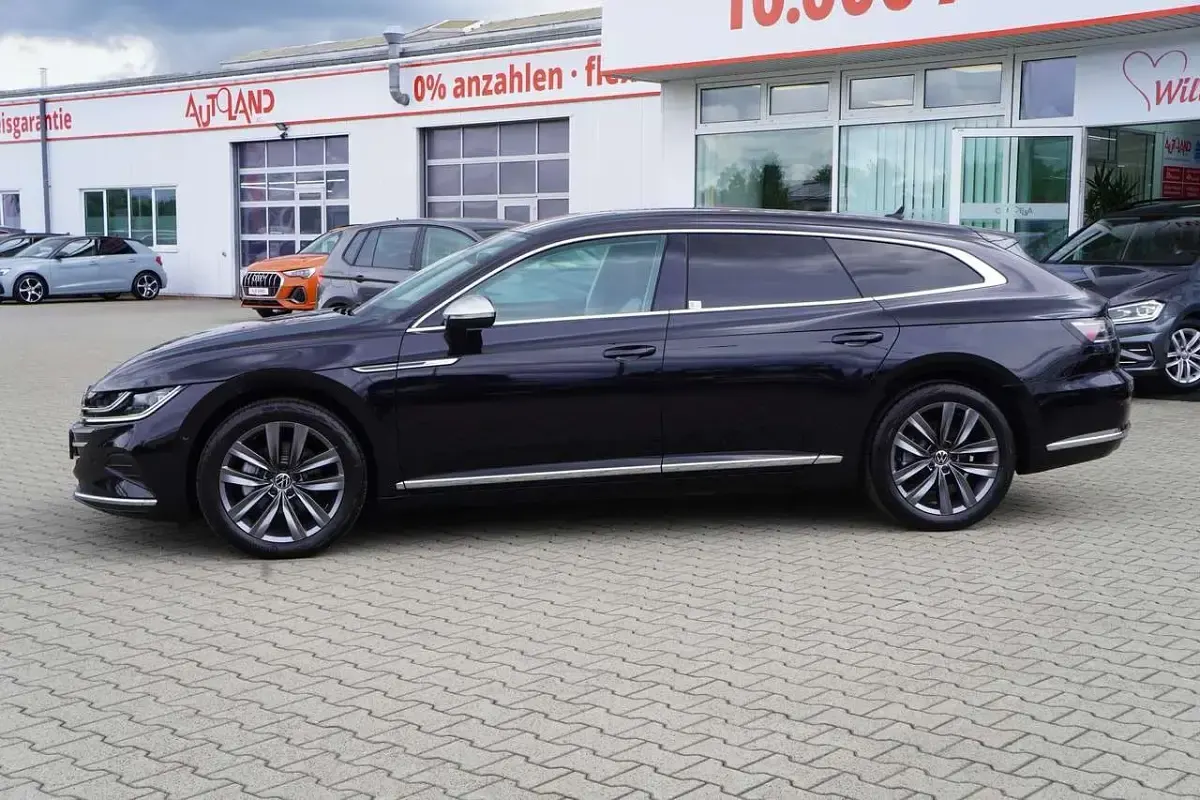 Gebraucht VW Arteon Elegance 218 PS (160 kW) 2021 Deep black perleffekt Kombi