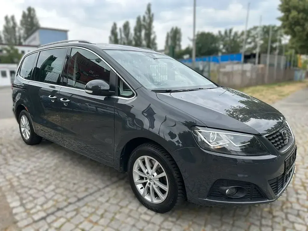 Gebraucht Seat Alhambra XCELLENCE 150 PS (110 kW) 2020 Uranogrey Van / Kleinbus