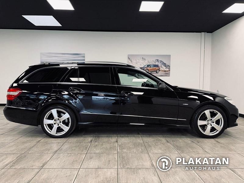 Gebraucht Mercedes E250 Avantgarde 204 PS (150 kW) 2011 Schwarz Kombi