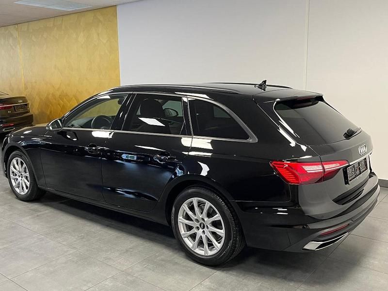 Gebraucht Audi A4 204 PS (150 kW) 2023 Brillantschwarz Kombi