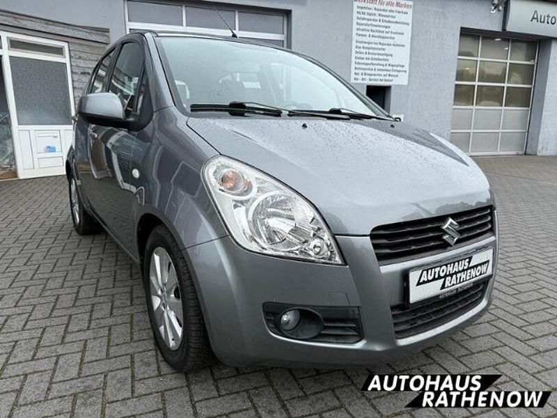 Grau Gebraucht 2009 Suzuki Splash Comfort Kleinwagen | 7.290 € - Bild 1/4