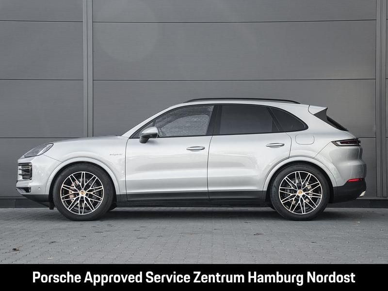 Second-hand Porsche Cayenne 470 CP (345 kW) 2024 Argintiu SUV