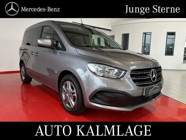 Lackfarbe chromitgrau mb 7745 Gebraucht 2023 Mercedes T180 Style Van / Kleinbus | 25.380 € (Fairer Preis) - Bild 1/4