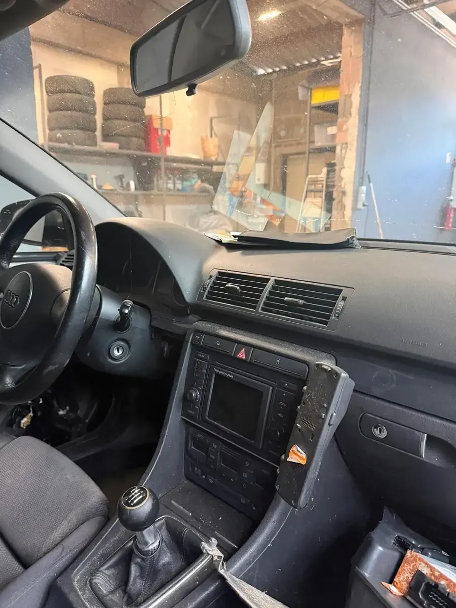 Gebraucht Audi A4 131 PS (96 kW) 2003 Schwarz Kombi