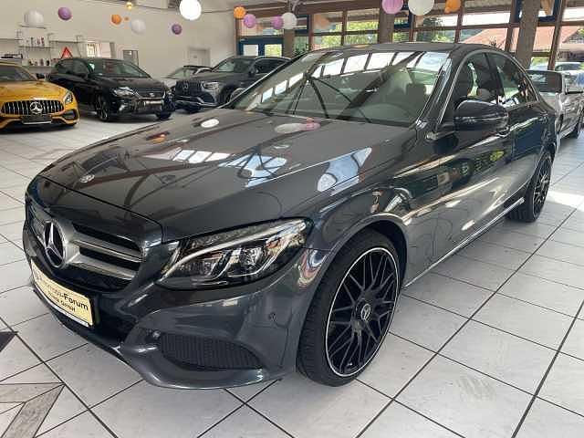 Grau Gebraucht 2015 Mercedes C180 Avantgarde Limousine | 15.900 € (Fairer Preis) - Bild 1/4