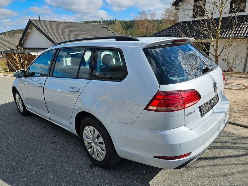 Second-hand VW Golf VII Trendline 116 CP (85 kW) 2017 Argintiu Break