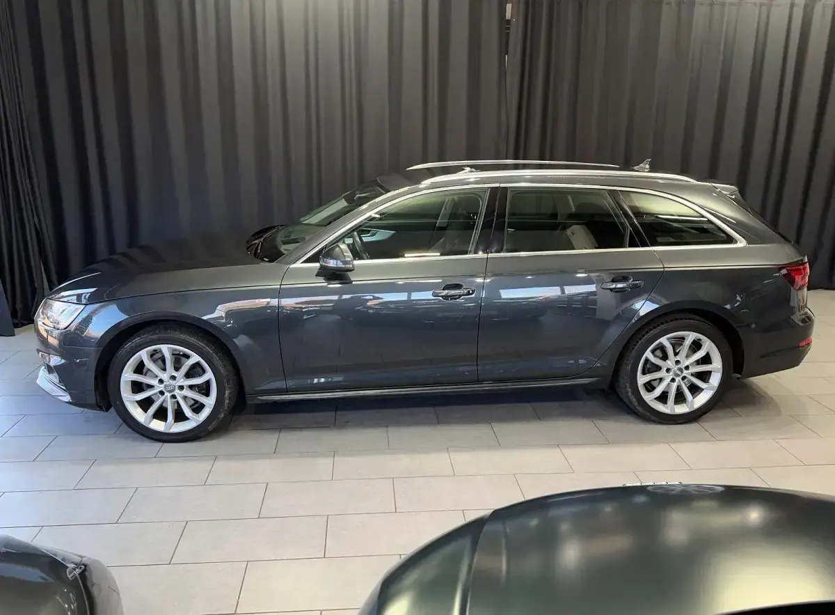 Gebraucht Audi A4 S-Line 170 PS (125 kW) 2018 Grau Kombi