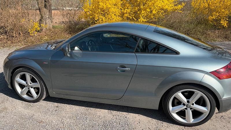 Gebraucht Audi TT S-Line 200 PS (147 kW) 2007 Silber Coupé