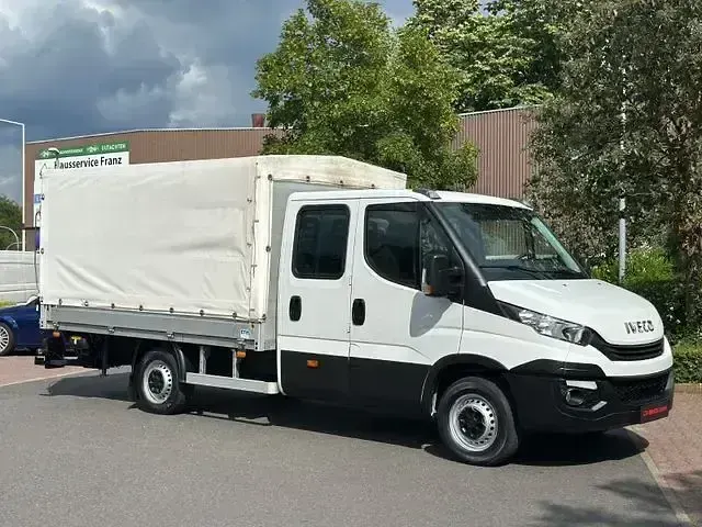 Gebraucht Iveco Daily 156 PS (114 kW) 2019 Weiss