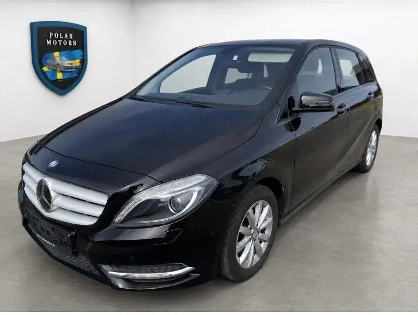 Gebraucht Mercedes B200 136 PS (100 kW) 2013 Schwarz Kleinwagen