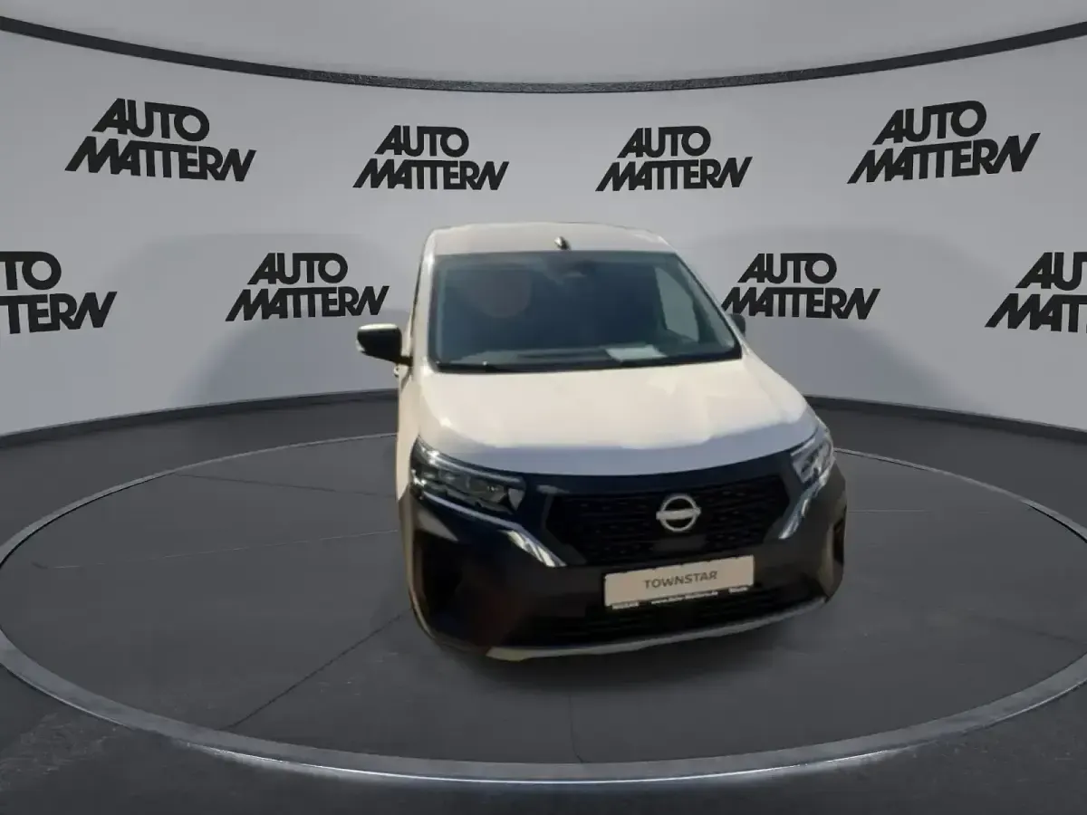 Neu Nissan Townstar Acenta 96 PS (70 kW) 2025 Weiß Van