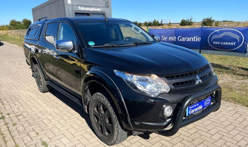Schwarz Gebraucht 2018 Mitsubishi L200 Diamant Edition Abholung | 14.490 € (Superpreis) - Bild 1/4