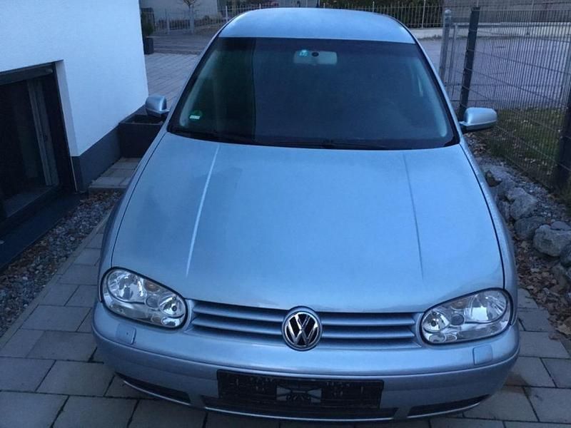 Gebraucht VW Golf IV Pacific 116 PS (85 kW) 2003 Blau Limousine