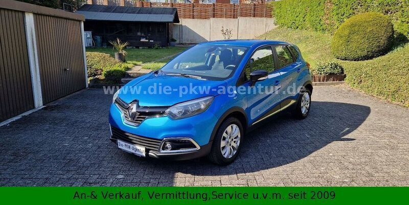 Blau Gebraucht 2015 Renault Captur Dynamique SUV | 10.990 € (Fairer Preis) - Bild 1/4