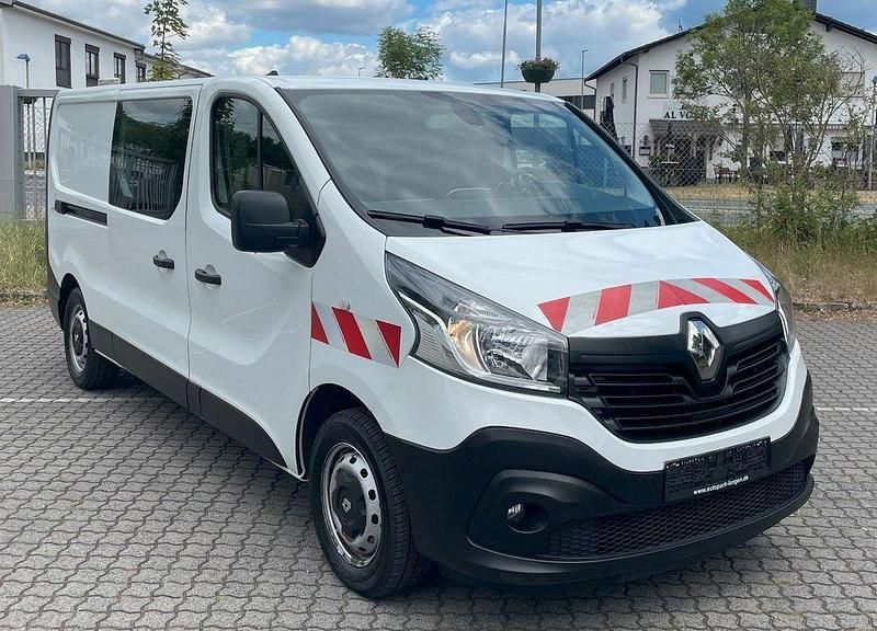 Weiß Gebraucht 2018 Renault Trafic Van | 9.780 € - Bild 1/4