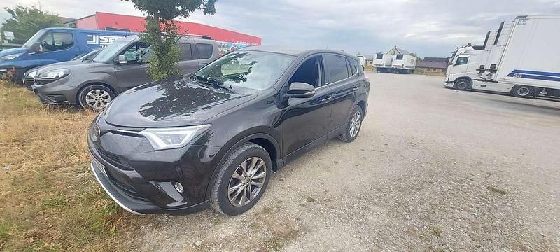 Braun Gebraucht 2016 Toyota RAV4 Edition-S SUV | 12.700 € (Fairer Preis) - Bild 1/4