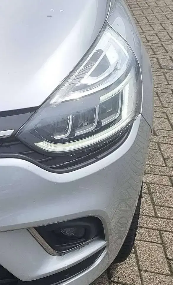 Gebraucht Renault Clio Business 75 PS (55 kW) 2018 Platingrau Kombi