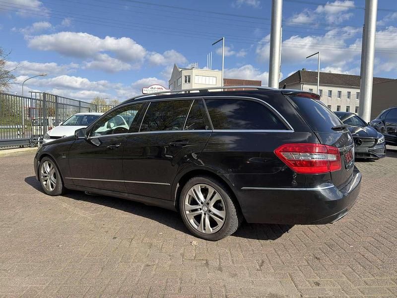 Gebraucht Mercedes E350 Avantgarde 231 PS (169 kW) 2009 Kombi