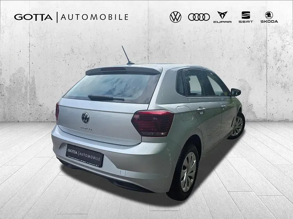 Gebraucht VW Polo Comfortline 80 PS (58 kW) 2021 Silber Kleinwagen