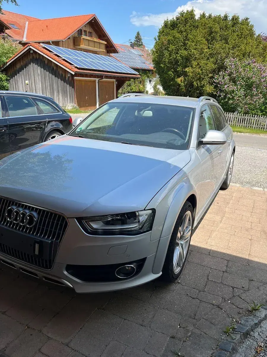 Gebraucht Audi A4 Allroad 177 PS (130 kW) 2012 Silber Kombi