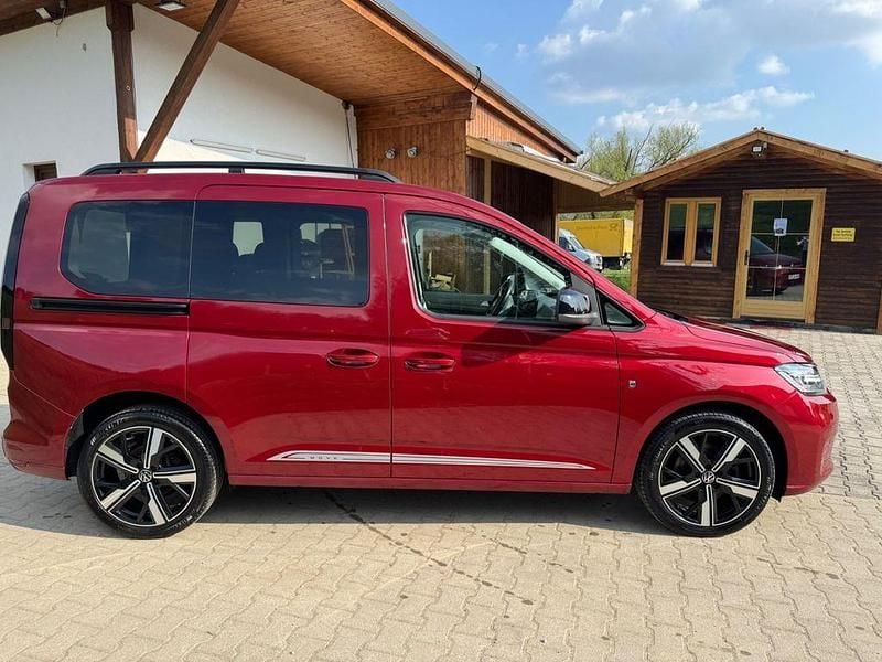 Gebraucht VW Caddy Move 122 PS (89 kW) 2021 Rot Van / Kleinbus