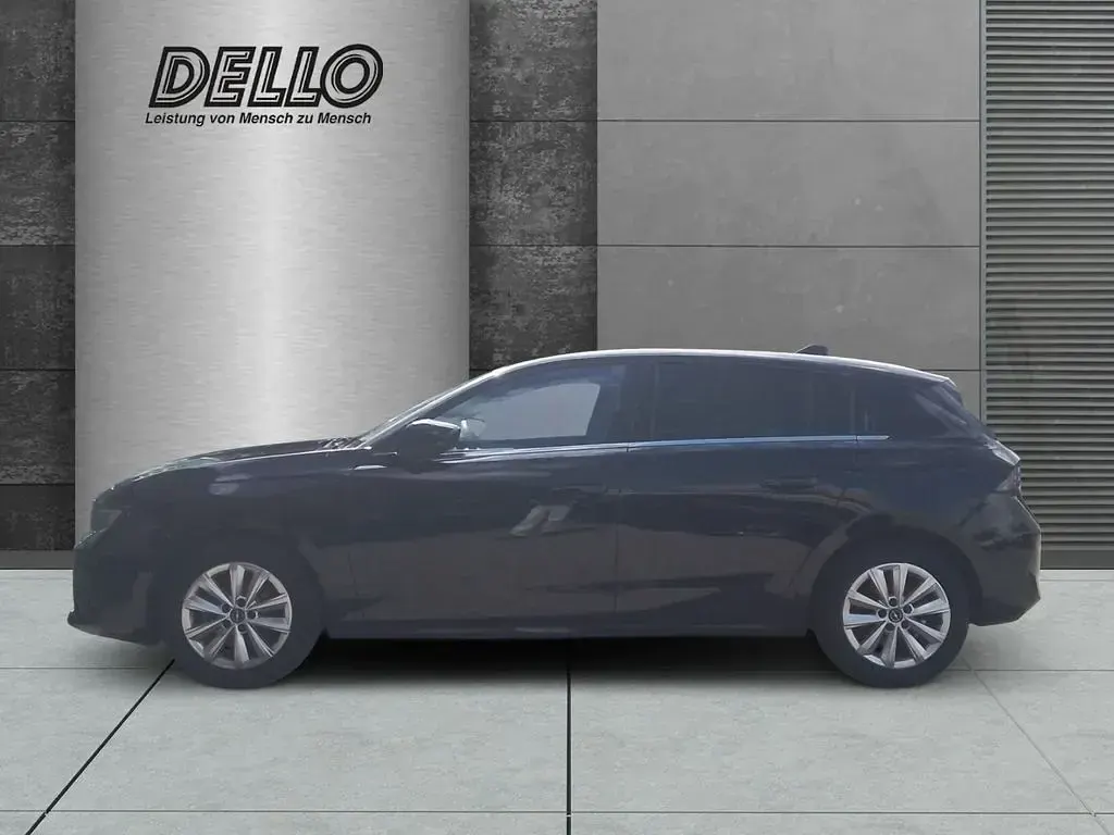 Gebraucht Opel Astra Elegance 131 PS (96 kW) 2023 Schwarz Kleinwagen