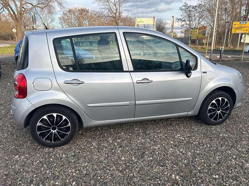 Gebraucht Renault Modus 75 PS (55 kW) 2011 Other Van / Kleinbus