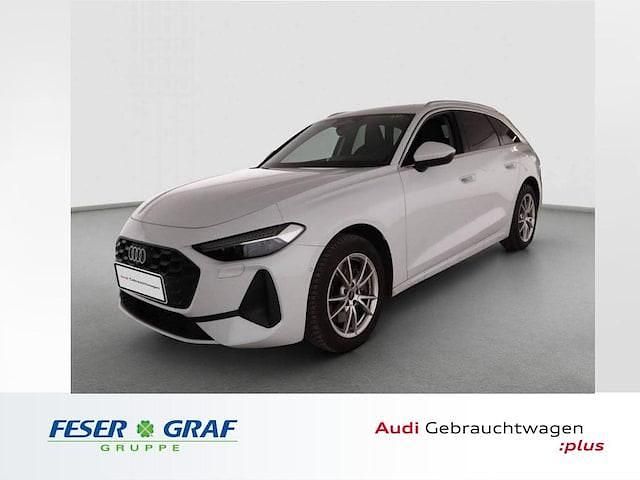 Gletscherweiß metallic Gebraucht 2025 Audi A5 Ambiente Kombi | 47.590 € - Bild 1/4