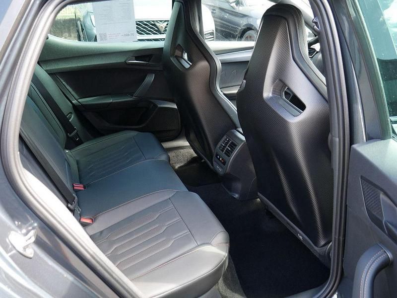 Gebraucht Cupra Leon VZ 300 PS (220 kW) 2023 Grau Limousine