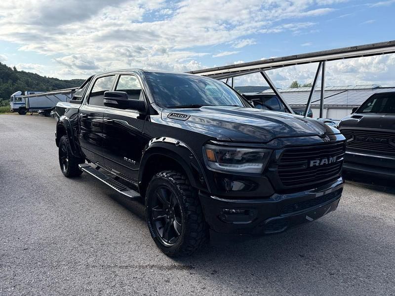 Gebraucht Dodge Ram 401 PS (294 kW) 2021 Schwarz Pickup