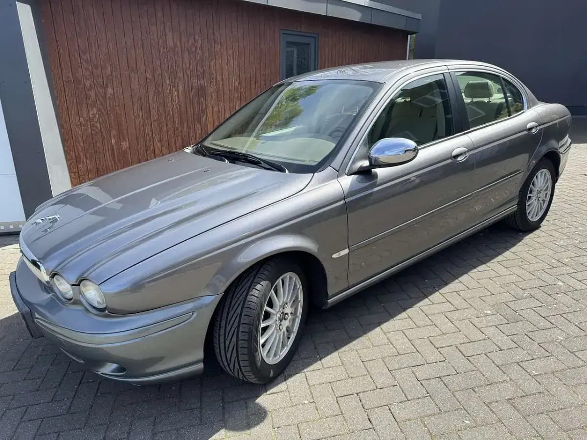 Gebraucht Jaguar X-type Executive 196 PS (144 kW) 2006 Grau Limousine
