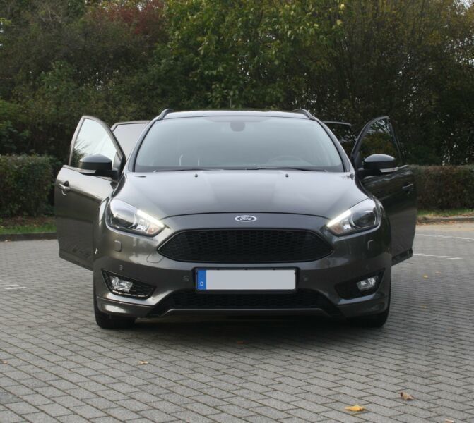 Verkauft Ford Focus Turnier 1.5 ST-Lin., gebraucht 2018 ...