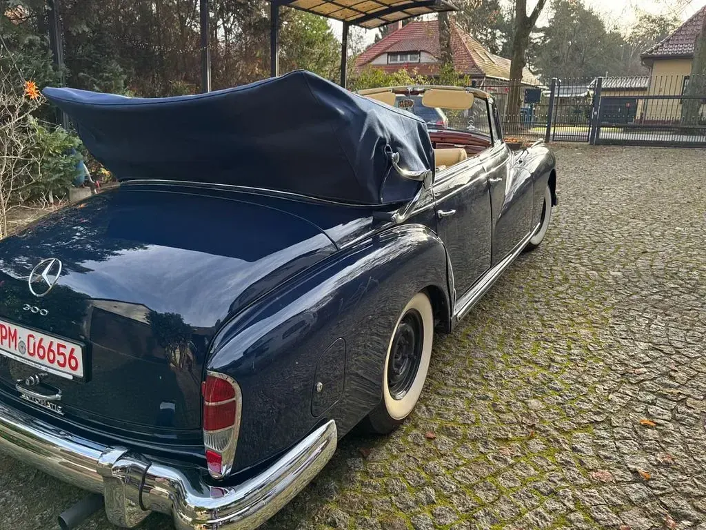 Gebraucht Mercedes 300 160 PS (117 kW) 1959 Blau Cabrio