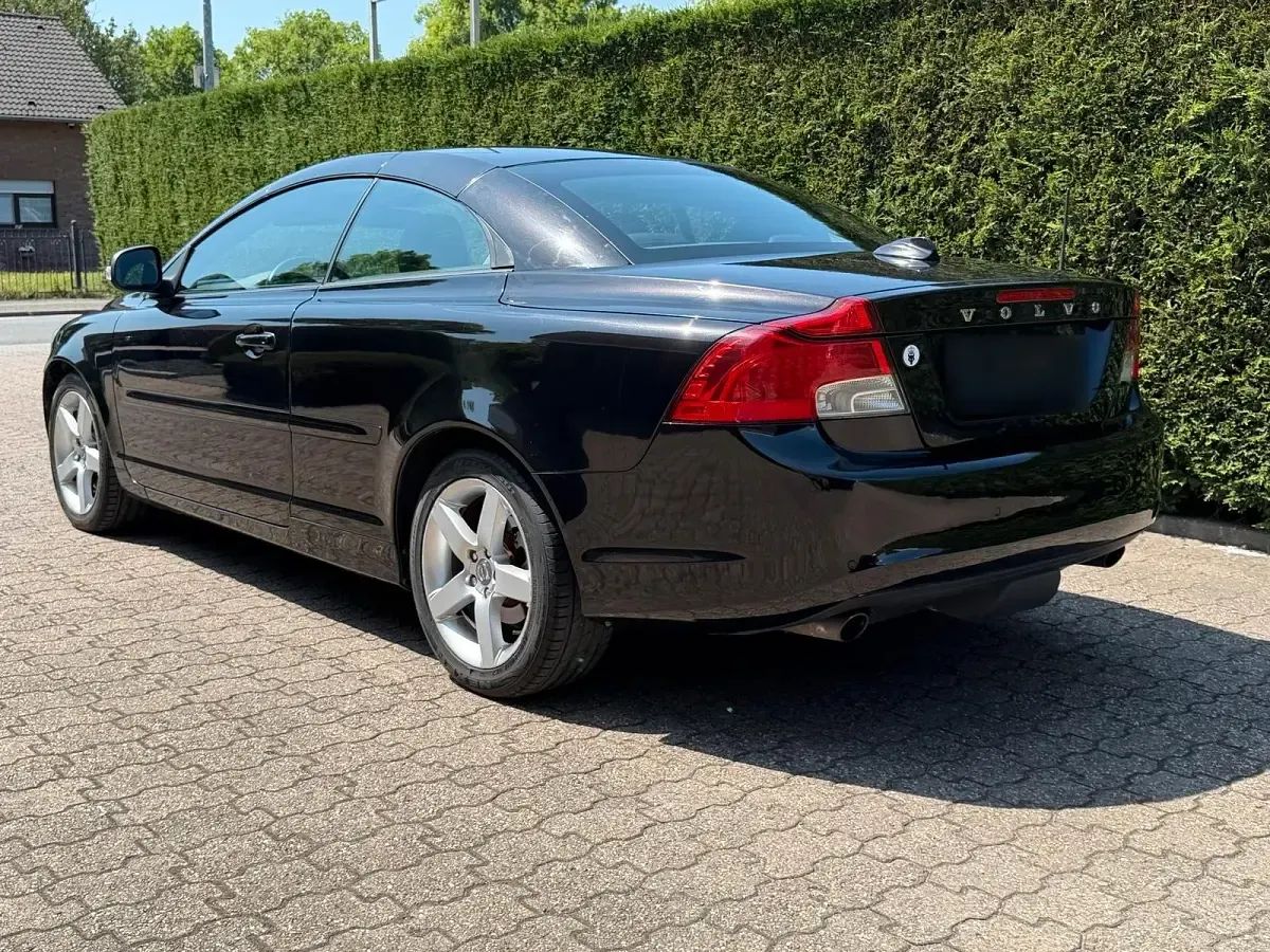 Gebraucht Volvo C70 150 PS (110 kW) 2011 Schwarz Cabrio