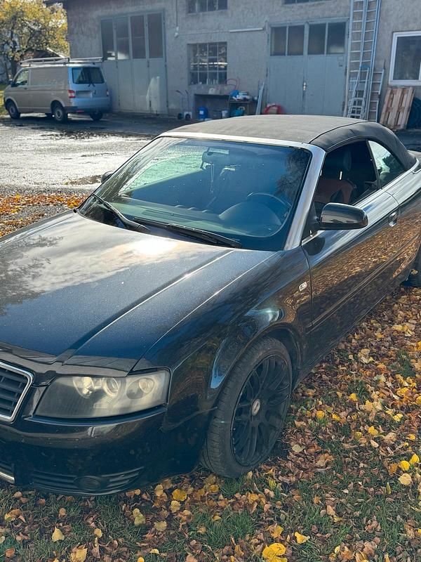 Gebraucht Audi A4 Cabriolet 163 PS (119 kW) 2004 Schwarz Cabrio