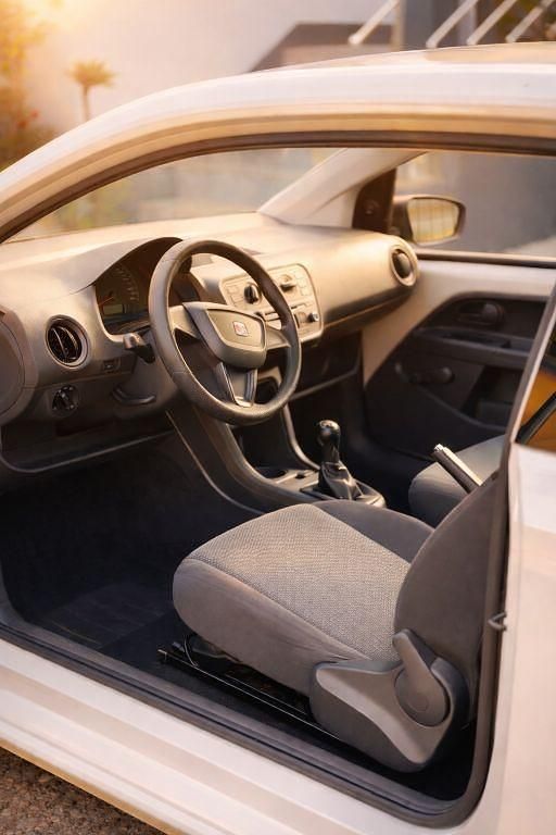 Gebraucht Seat Mii 60 PS (44 kW) 2012 Weiß Kleinwagen