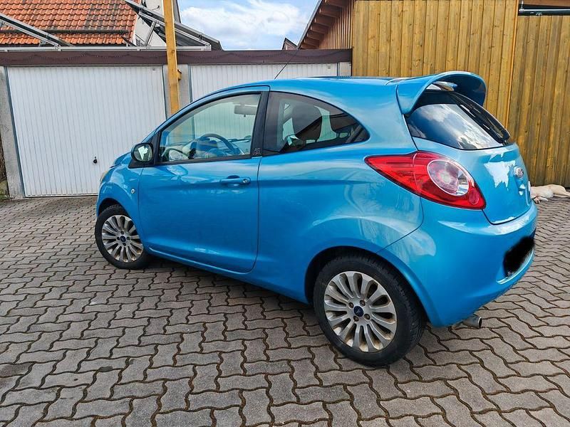 Gebraucht Ford Ka Trend 69 PS (50 kW) 2009 Blau Kleinwagen