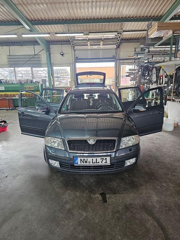 Gebraucht Skoda Octavia Elegance 140 PS (102 kW) 2005 Schwarz Kombi
