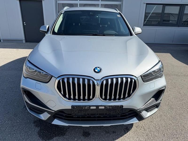 Second-hand BMW X1 xLine 150 CP (110 kW) 2021 Argintiu SUV