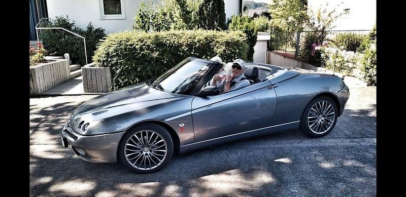 Gebraucht Alfa Romeo Spider 155 PS (114 kW) 1998 Grau Cabrio