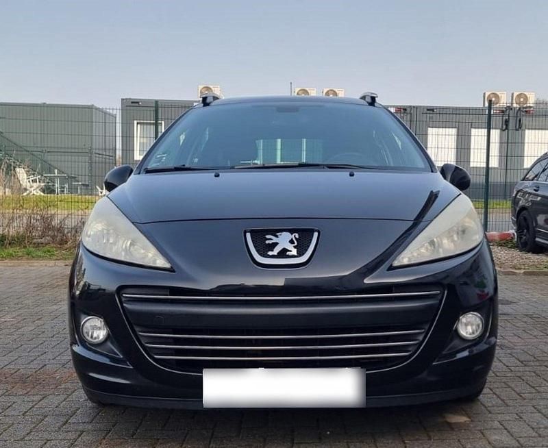 Gebraucht Peugeot 207 120 PS (88 kW) 2011 Schwarz Kombi