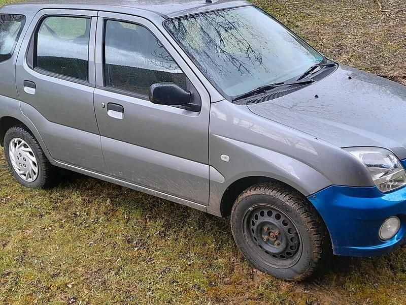 Gebraucht Subaru Justy 70 PS (51 kW) 2007 Silber Kleinwagen