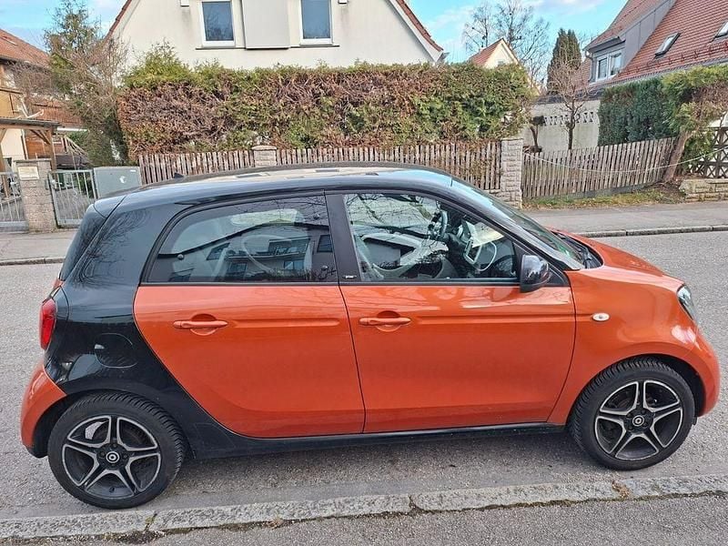 Gebraucht Smart ForFour 71 PS (52 kW) 2016 Orange Kleinwagen